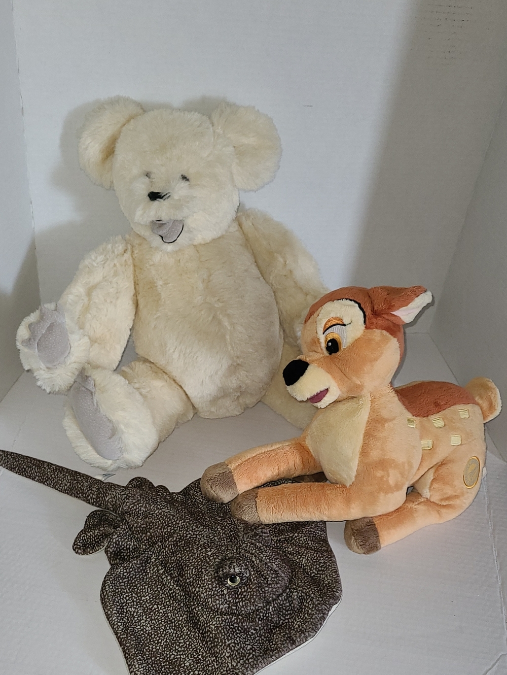 Plush Lot Vintage Bear, Disney Store Bambie And Seaworlds Stingray Lot